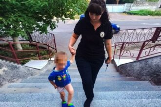 П’яна горе-матір у Бердичеві намагалася втікти від поліції – не втекла