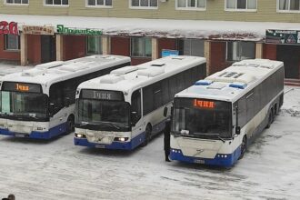 Міжнародна допомога: Ічнянщина отримала три пасажирські автобуси та гуманітарний вантаж