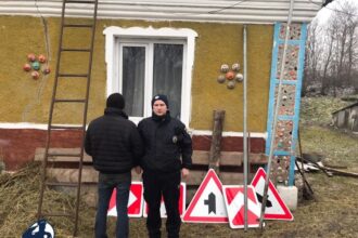 Житель Полонської громади викрадав дорожні знаки