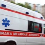У Радомишлі пенсіонерка викликала медиків і залишилася з інсультом за зачиненими дверима