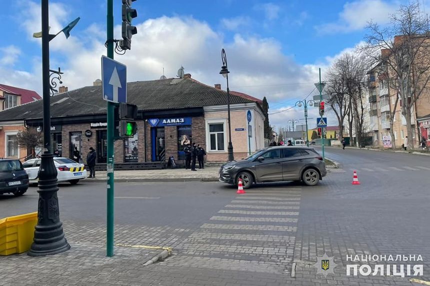 На переході у Кам’янці-Подільському іномарка збила пішохода