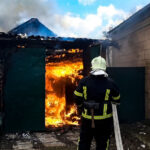 Полум’я пожежі охопило гараж в Уманському районі – ФОТО