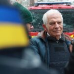 Віцепрезидент Єврокомісії Жозеп Боррель зустрівся з саперами, які розміновують Київщину