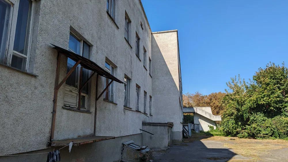 За 57 мільйонів продають занедбану будівлю на територію курорту "Миргород"